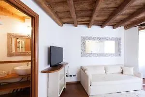 Ponte Vetero 11 Apartment Milano Hotel